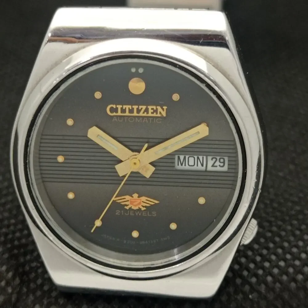 Vintage 1971 Citizen Automatic Mens Silver Watch W/daydate & Gold accents